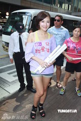 组图：《紫禁惊雷》香港宣传 马浚伟短裤出巡