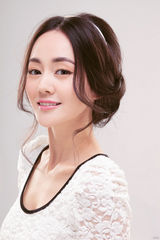 组图：张定涵端庄清丽显御姐气质