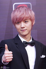 高清组图：EXO-M鹿晗迎接23周岁生日清新萌少年