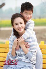 组图：《恋恋不忘》佟丽娅言承旭全家福照曝光