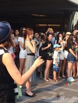 组图：又一对姐弟恋终成眷属！高梓淇求婚蔡琳