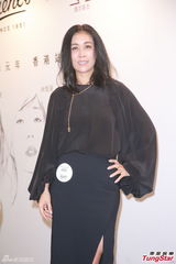 组图：四大天后办音乐会 那英阿妹不敢唱广东歌