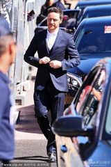 组图：《孤独情事》记者会 杰西卡依偎麦卡沃伊