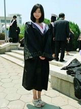 组图：80后美女大学生出家 雪域高原苦练修行