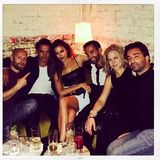 组图：C罗女友伊莲娜蓝颜多 搂裸男合影不避讳