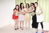 组图：叶蕴仪艺术学校开幕 张慧仪叹无暇陪子