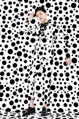 组图：张皓然《小时代》造型曝光 引领波点潮流