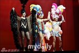 组图：赵权穿女三角裤似Gaga 妖娆赛梦露