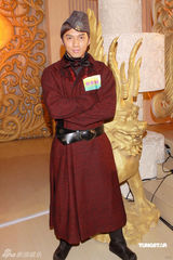 幻灯组图：林峰阿Sa(蔡卓妍)似亲密情侣 狄龙力挺叶童丈夫