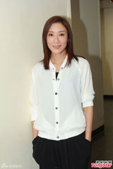 组图：TVB裁减半百职位 杨怡闻之感可惜