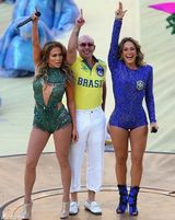 组图：世界杯开幕式精彩纷呈 洛佩兹性感秀美臀