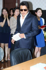 组图：演员金宝城当选World Vision宣传大使