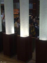 高清组图：田歌酒店密会神秘男 举止亲密疑似相亲