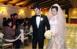 组图：韩国棋手李昌镐婚礼 单眼皮新娘温婉动人