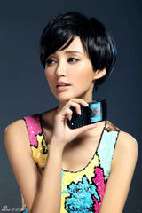 组图：张歆艺最新写真曝光 化身数码宝贝百变娇俏