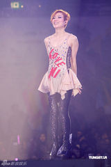 高清组图：郑秀文香港红馆开唱 与刘德华贴面掀高潮