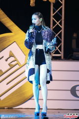 组图：容祖儿望房祖名振作 张智霖怕儿子碰毒品