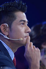 组图：好舞蹈郭富城阵营考核 萌娃偷吻蔡依林