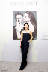 组图：高圆圆梅婷宋佳受邀出席时尚晚宴