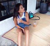 组图：窦靖童短发酷酷哒 与闺蜜合照显亲密