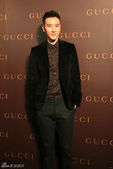 组图：刘涛亮相时尚活动 帅气造型性感十足