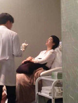 组图：疑似黄奕医院做家暴伪证过程曝光