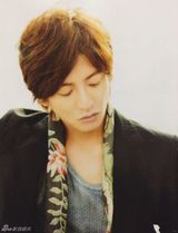 组图：木村拓哉13年冻龄未变 上杂志帅度爆表