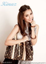 组图：新任J女郎昆凌美图盘点 18岁嫩模萌照曝光