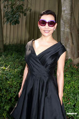 组图：《热爱岛》开镜 任达华陈冲亲密现身