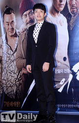 组图：《神之一手》媒体试映 郑雨盛等强势助阵