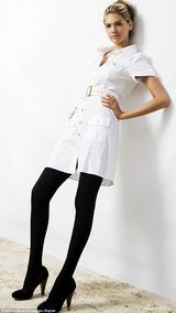 组图：抖奶超模凯特-阿普顿曝15岁嫩照  早熟少女曲线火辣