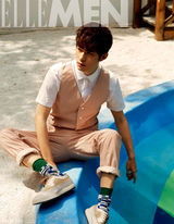 组图：陈学冬曝光写真大片 温暖调皮花美男来袭