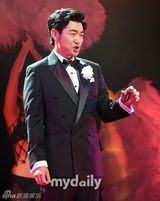 组图：IVY蕾丝镂空加黑丝 性感妖媚