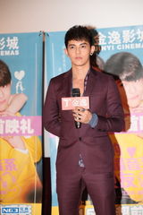 组图：汪东城自曝曾追求校花未遂 拍电影圆梦想