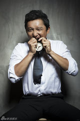 组图：涂松岩写真优品熟男童心未泯