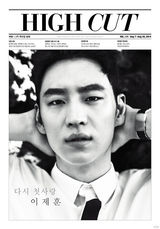 组图：韩星李帝勋拍写真 冷酷眼神英气逼人