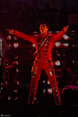 组图：准爸爸王力宏火力全开鸟巢开唱再加码