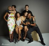 组图：《初代吸血鬼》大K携新婚妻子 以叔围观