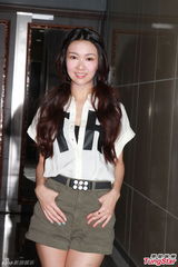 组图：陈意涵为薛凯琪庆生送惊喜 代觅男友