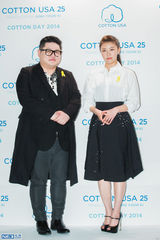 独家高清：河智苑出席活动 黑白搭配显优雅气质