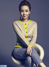 组图：王一楠时尚大片秀美腿 魅力尽显御姐范