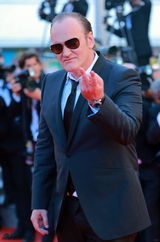 组图：戛纳红毯李宇春裤装中性帅 贾樟柯墨镜酷