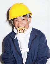 组图：王宝强搞笑演绎大片 诠释小人物生活