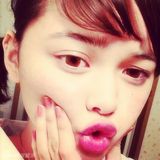 组图：日美混血嫩模走红 被誉日版奥黛丽赫本