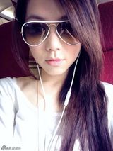 组图：美少女爱自拍！邓紫棋海量生活美照曝光