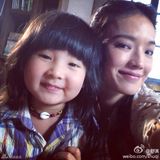 组图：儿童节萌娃当道！众星晒亲子照欢乐过节