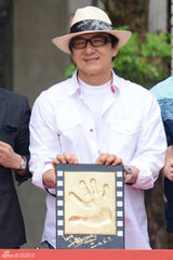 组图：冯小刚电影公社开街 众明星到场助阵