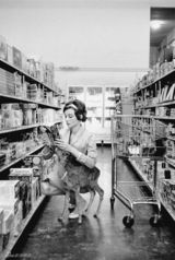 组图：奥黛丽-赫本大量罕见照曝光 生活中纯美如女神