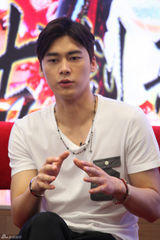 组图：李易峰马天宇阿娇(钟欣桐)等做客聊《古剑奇谭》