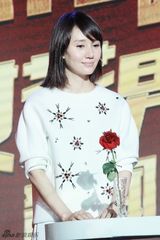 组图：袁泉《心花路放》文艺女神变身女汉子